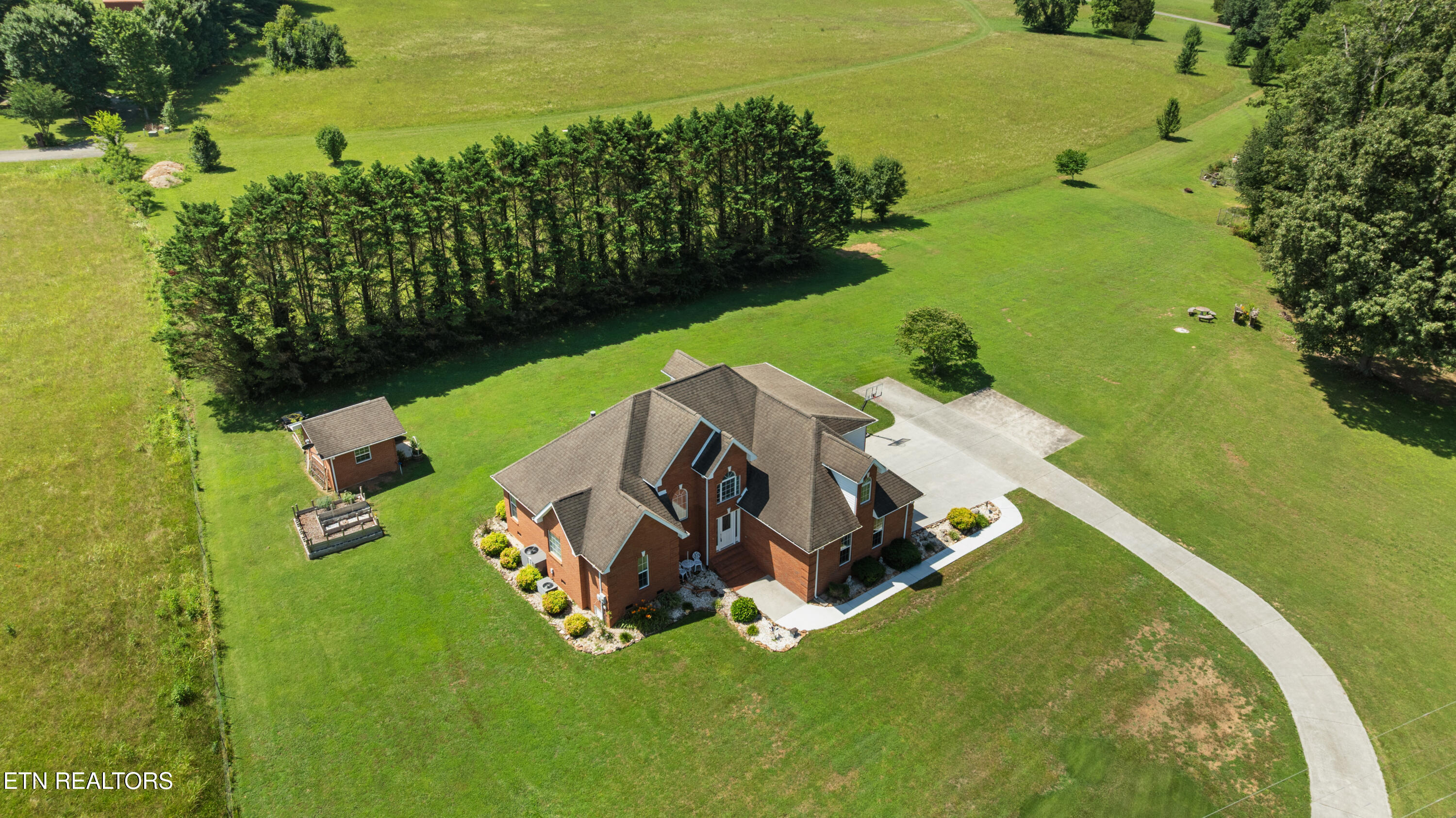 865 River Road Kingston, TN 37763 - Photo 2 of 49 DJI_0762