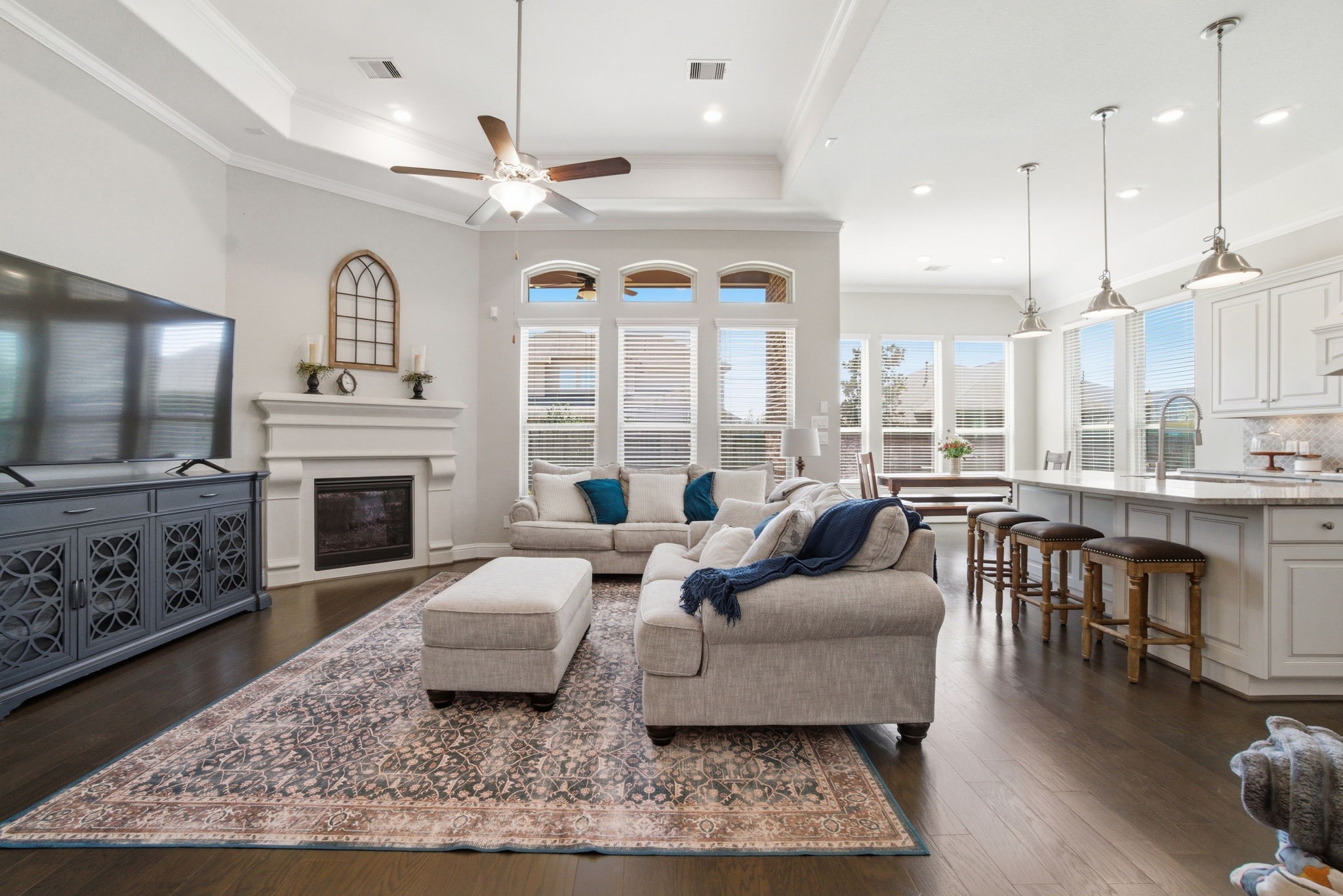 8903 Havenfield Ridge Lane Tomball, TX 77375 - Photo 18 of 41 Living