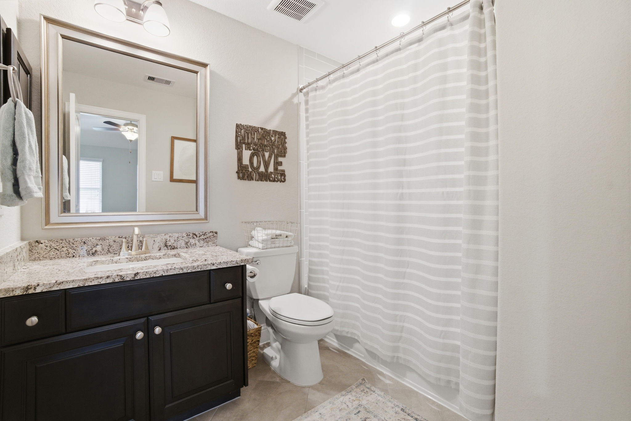 8903 Havenfield Ridge Lane Tomball, TX 77375 - Photo 34 of 41 Upstairs full bath