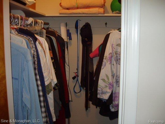 2659 Bembridge Road Royal Oak, MI 48073 - Photo 11 of 25 WALK IN CLOSET