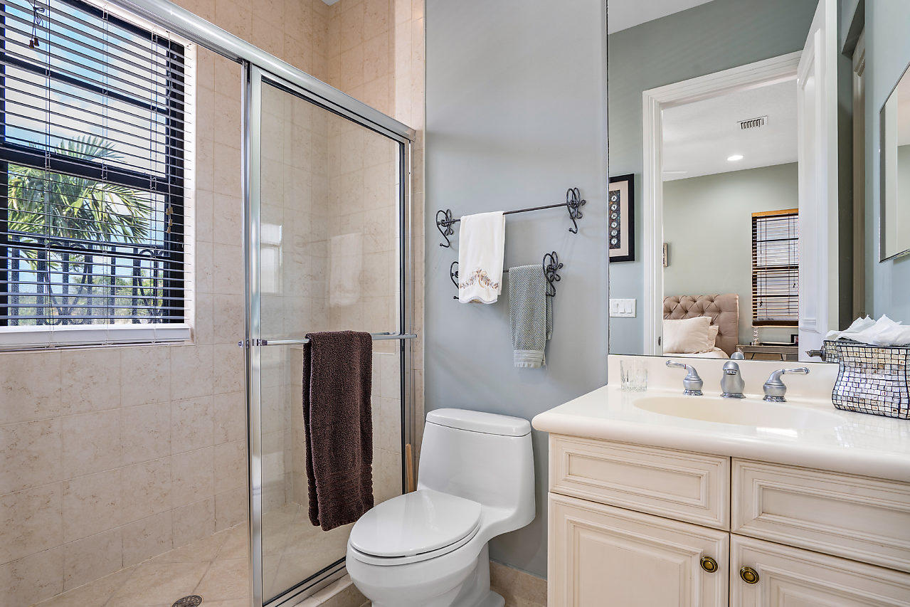 17794 Lake Azure Way Boca Raton, FL 33496 - Photo 31 of 49 Bathroom