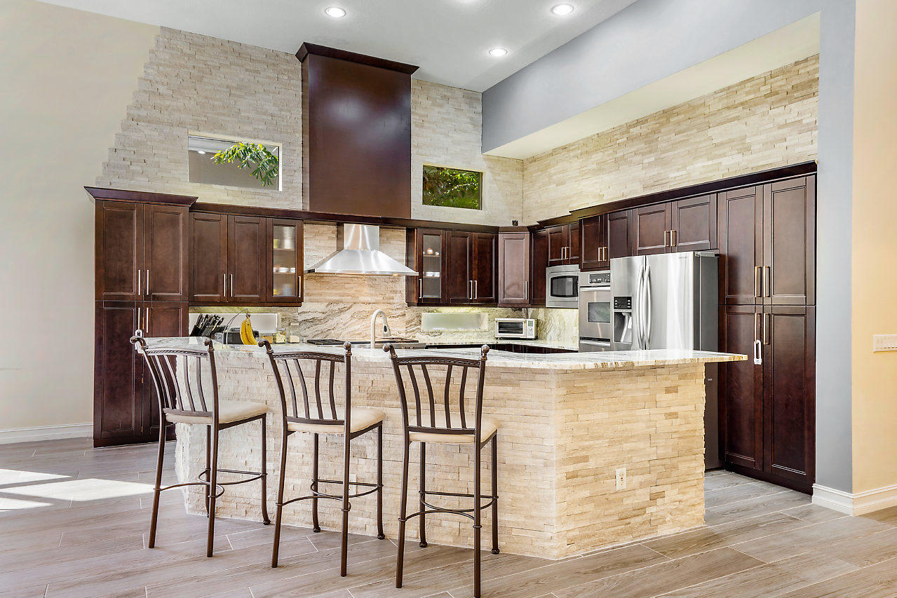17794 Lake Azure Way Boca Raton, FL 33496 - Photo 6 of 49 Breakfast Bar