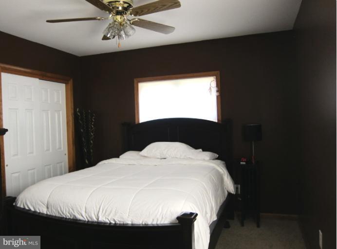 707 Charing Cross Road Baltimore, MD 21229 - Photo 19 of 30 Main Floor Master Bedroom # 1