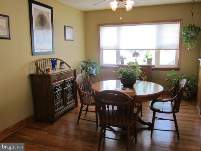 707 Charing Cross Road Baltimore, MD 21229 - Photo 20 of 30 Dining / Breakfast Room