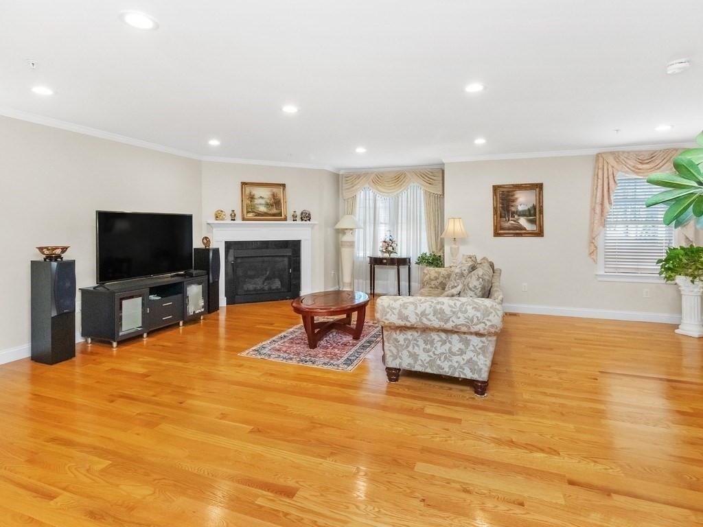 172 Bright Street, Unit 3 Waltham, MA 02453 - Photo 13 of 37