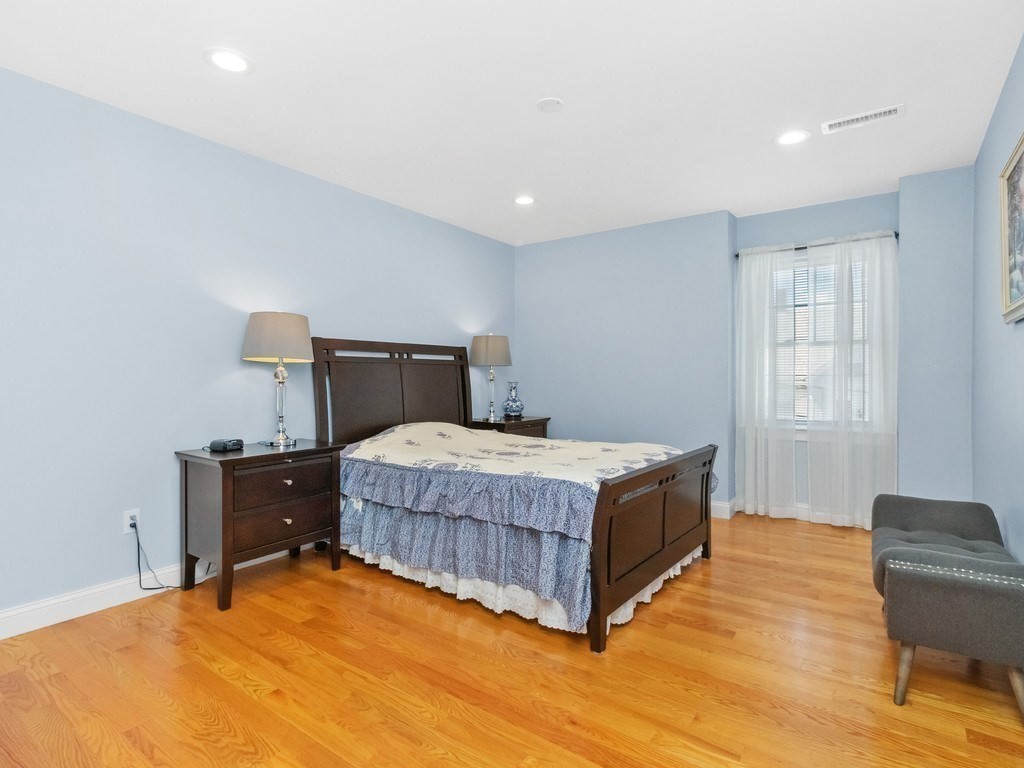 172 Bright Street, Unit 3 Waltham, MA 02453 - Photo 21 of 37