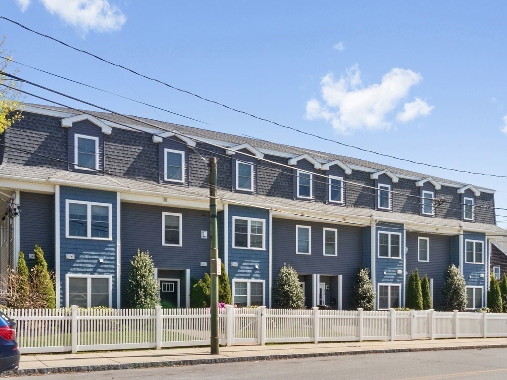 172 Bright Street, Unit 3 Waltham, MA 02453 - Photo 32 of 37