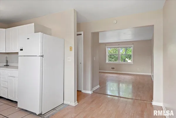 $849,900 | 2309 West Lawrence Avenue, Springfield, IL 62704