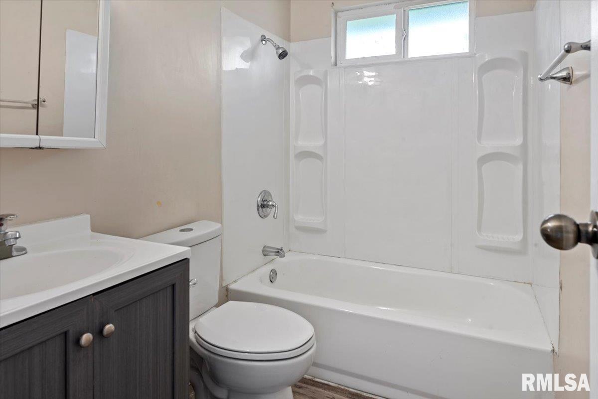 2309 West Lawrence Avenue Springfield, IL 62704 - Photo 17 of 30