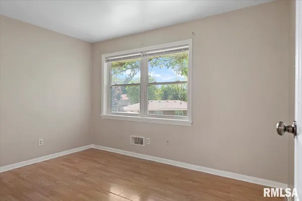 $849,900 | 2309 West Lawrence Avenue, Springfield, IL 62704