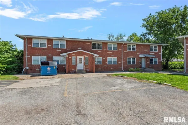 $849,900 | 2309 West Lawrence Avenue, Springfield, IL 62704