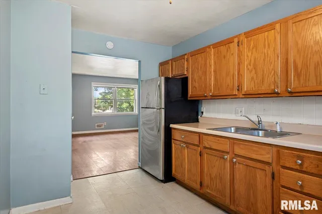 $859,900 | 2309 West Lawrence Avenue, Springfield, IL 62704