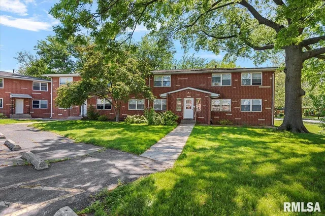 $859,900 | 2309 West Lawrence Avenue, Springfield, IL 62704