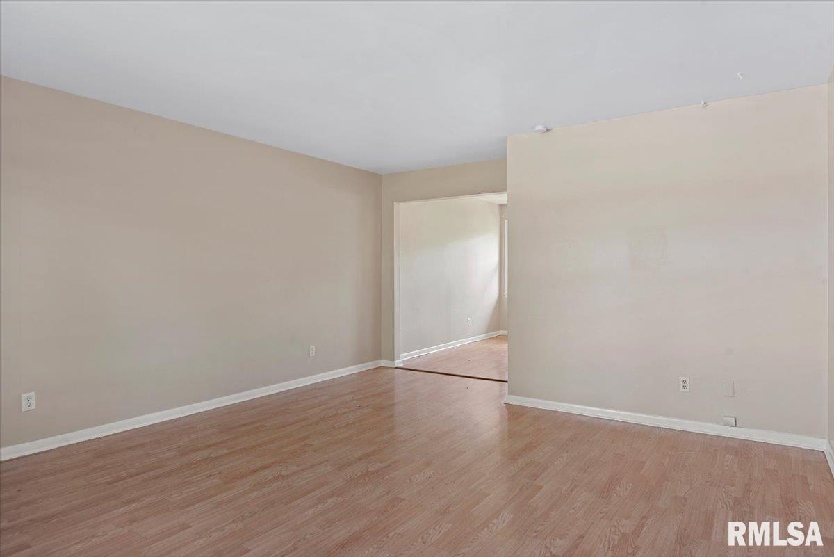 2309 West Lawrence Avenue Springfield, IL 62704 - Photo 10 of 30