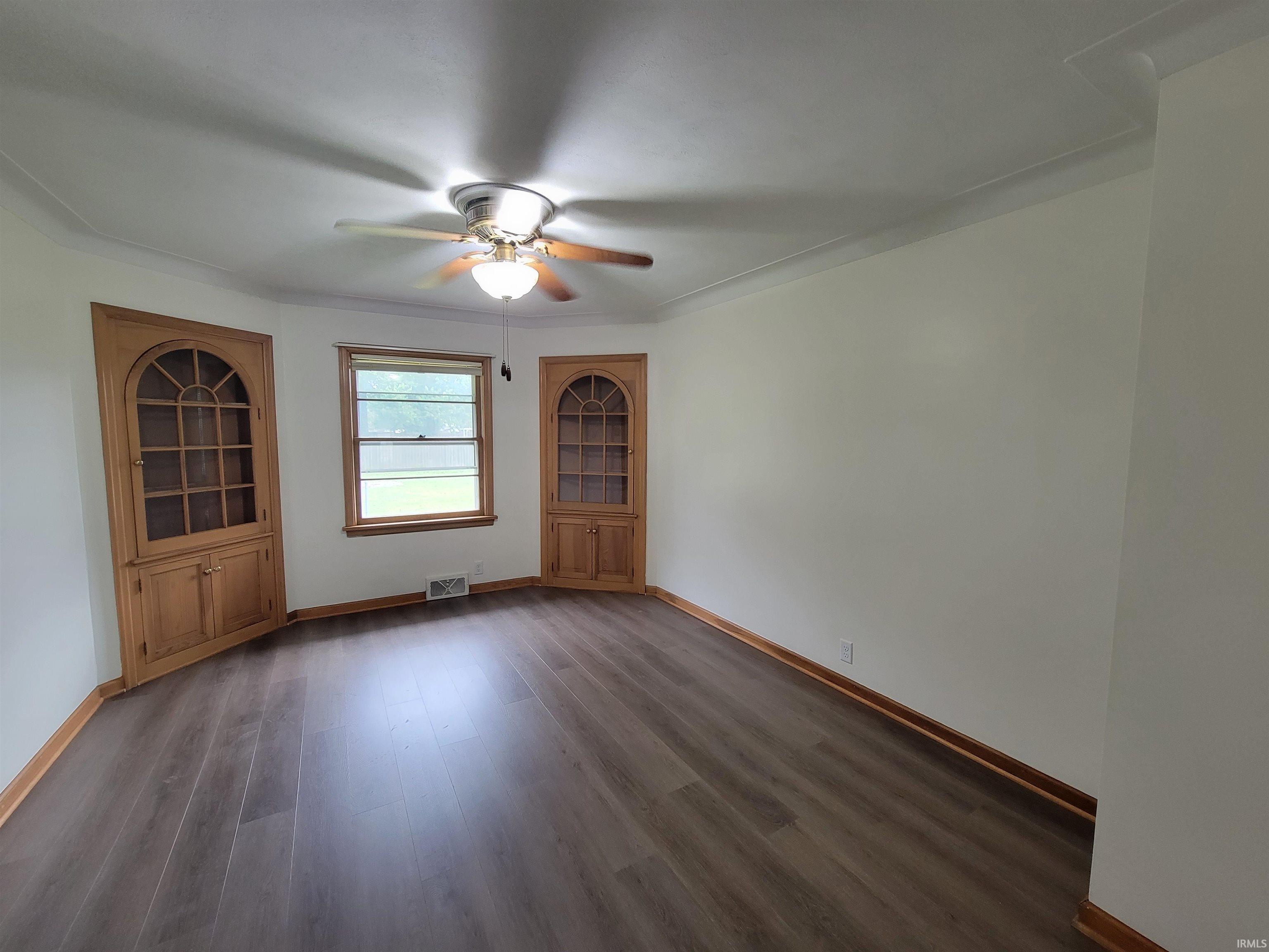 107 West Liberty Street Butler, IN 46721 - Photo 21 of 40