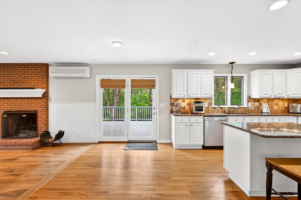 8 Ridgewood Road Sterling, MA 01564 - Photo 6 of 42 Gallery Image 6