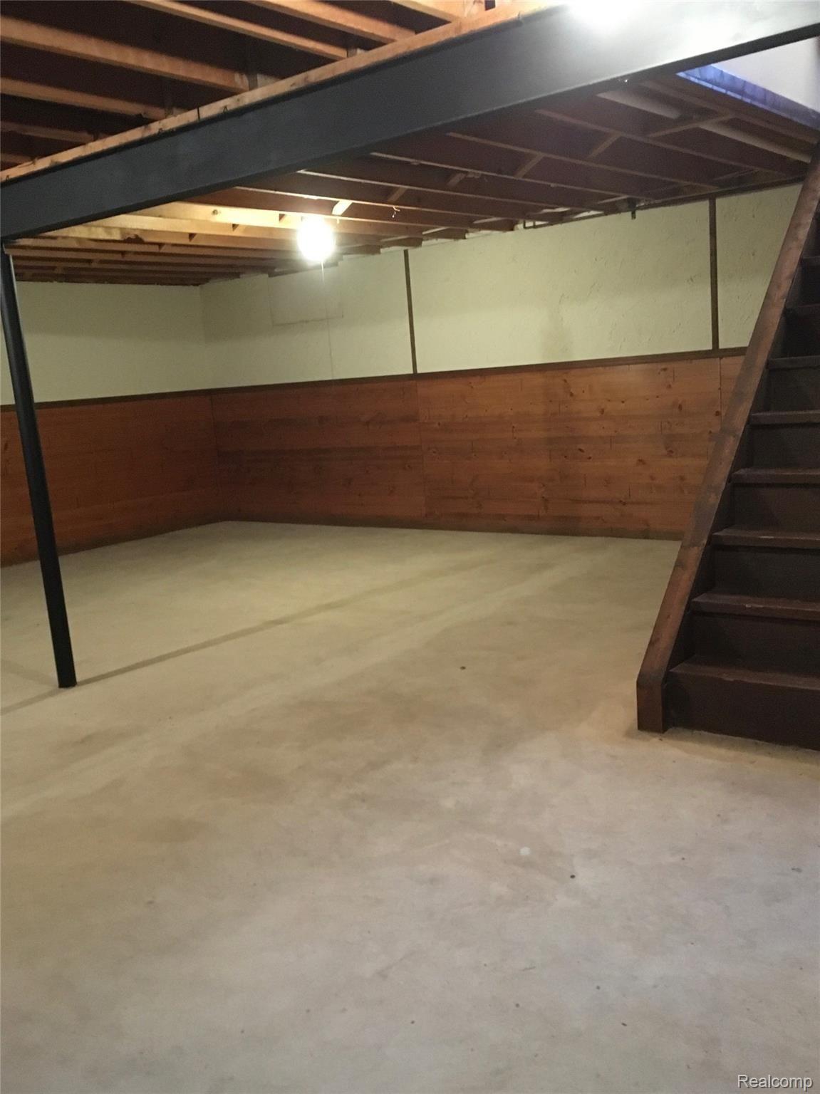 2809 North Lapeer Road Lapeer, MI 48446 - Photo 21 of 24 IMG_2253.jpeg