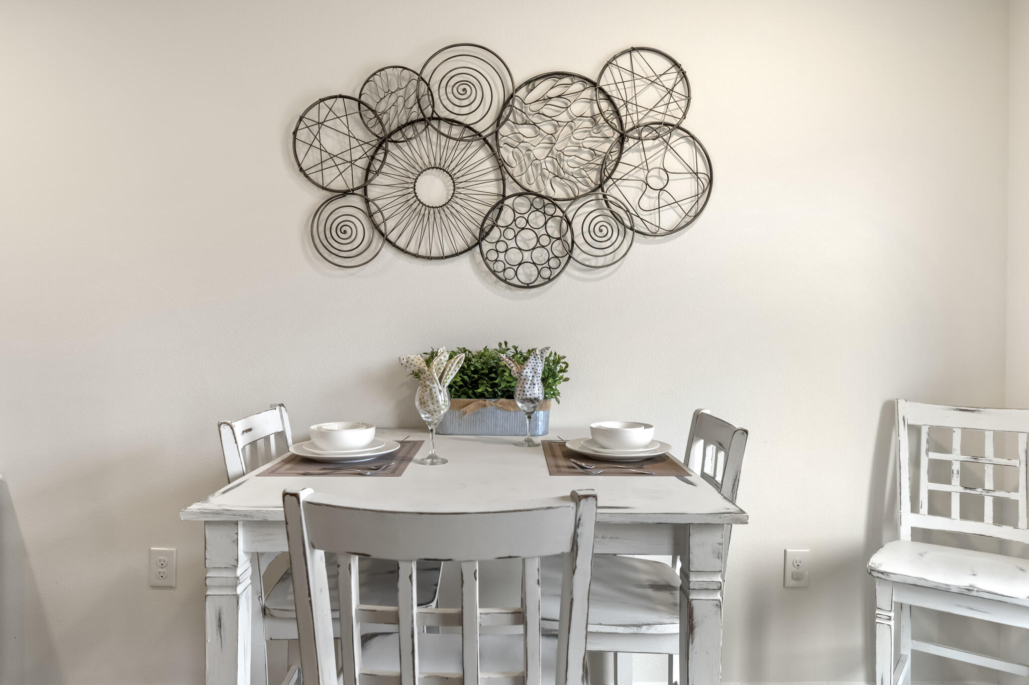 916 Merganser Way Crestview, FL 32539 - Photo 13 of 27 a table and a vase of flowers sitting on a table