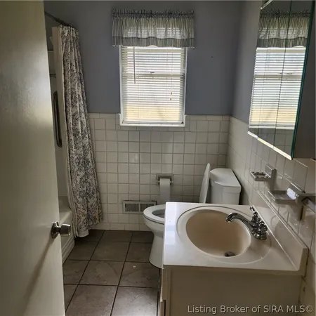 $249,000 | 96 Forest Drive, Jeffersonville, IN 47130