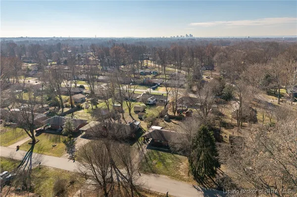 $249,000 | 96 Forest Drive, Jeffersonville, IN 47130