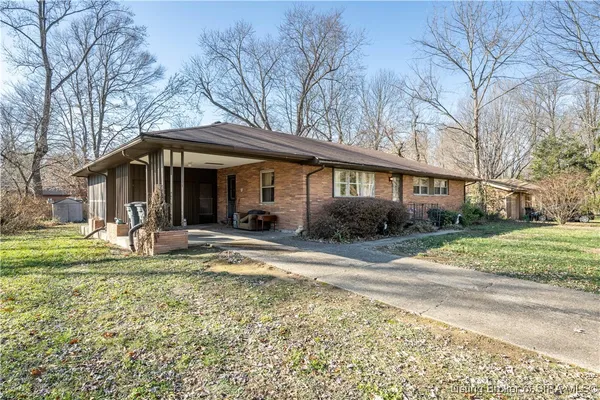 $249,000 | 96 Forest Drive, Jeffersonville, IN 47130