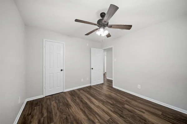 $2,395 | 58 North Delta Mill Circle, The Woodlands, TX 77385