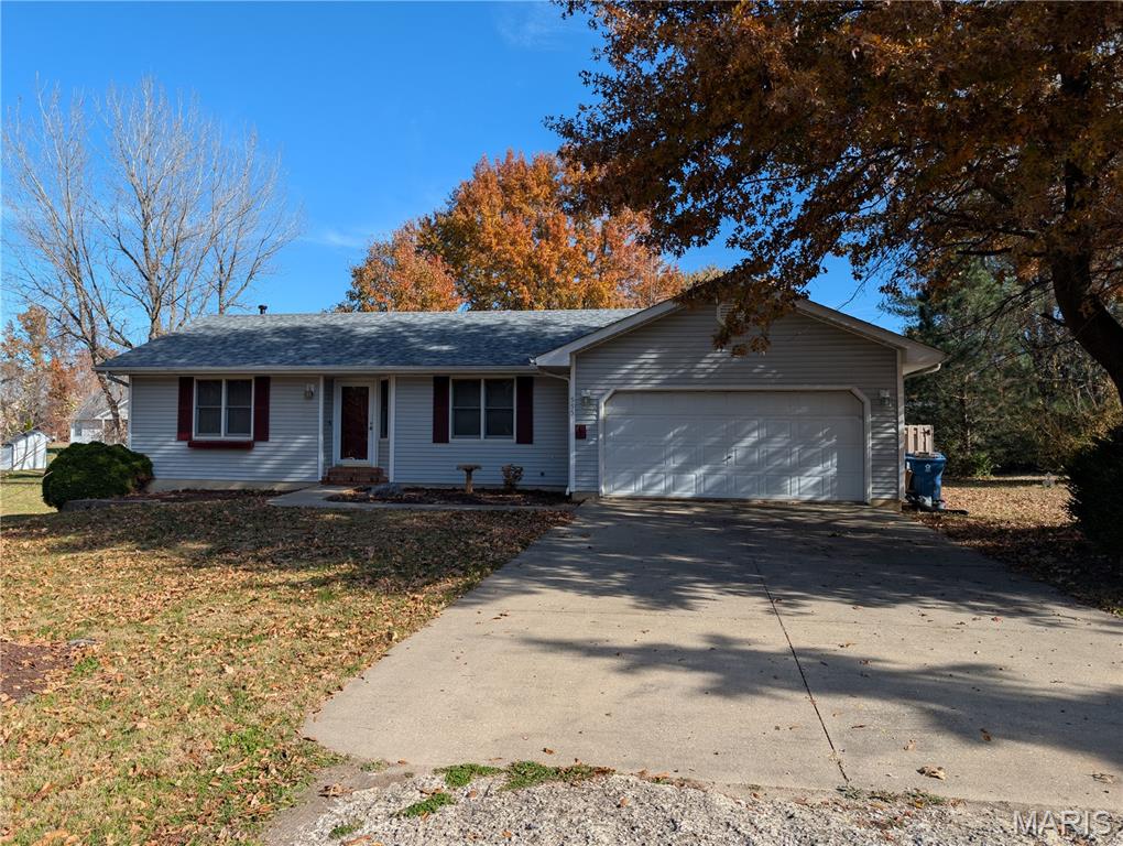 995 Holiday Point Parkway Edwardsville, IL 62025 - Photo 2 of 21