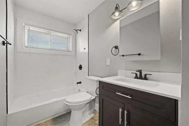 $229,000 | 12012 Bennington Avenue, Grandview, MO 64030