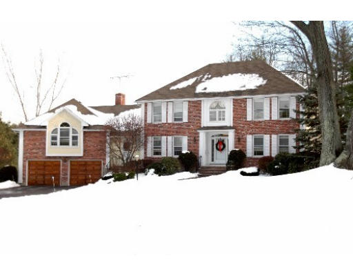 10 Endicott Road Andover, MA 01810 - Photo 1 of 12 Gallery Image 1