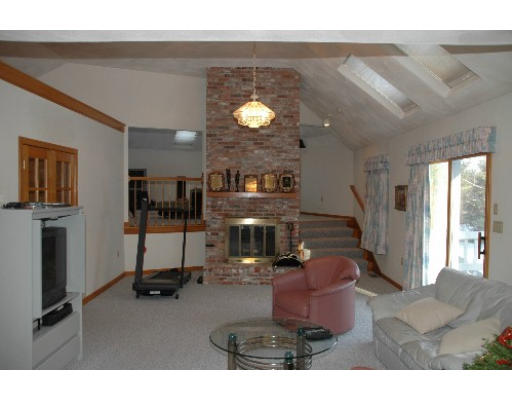 10 Endicott Road Andover, MA 01810 - Photo 5 of 12 Gallery Image 5
