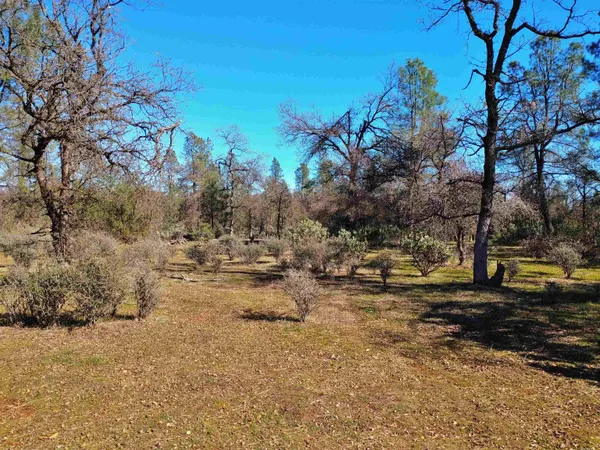 $69,900 | 53 Oak Street, Anderson, CA 96007