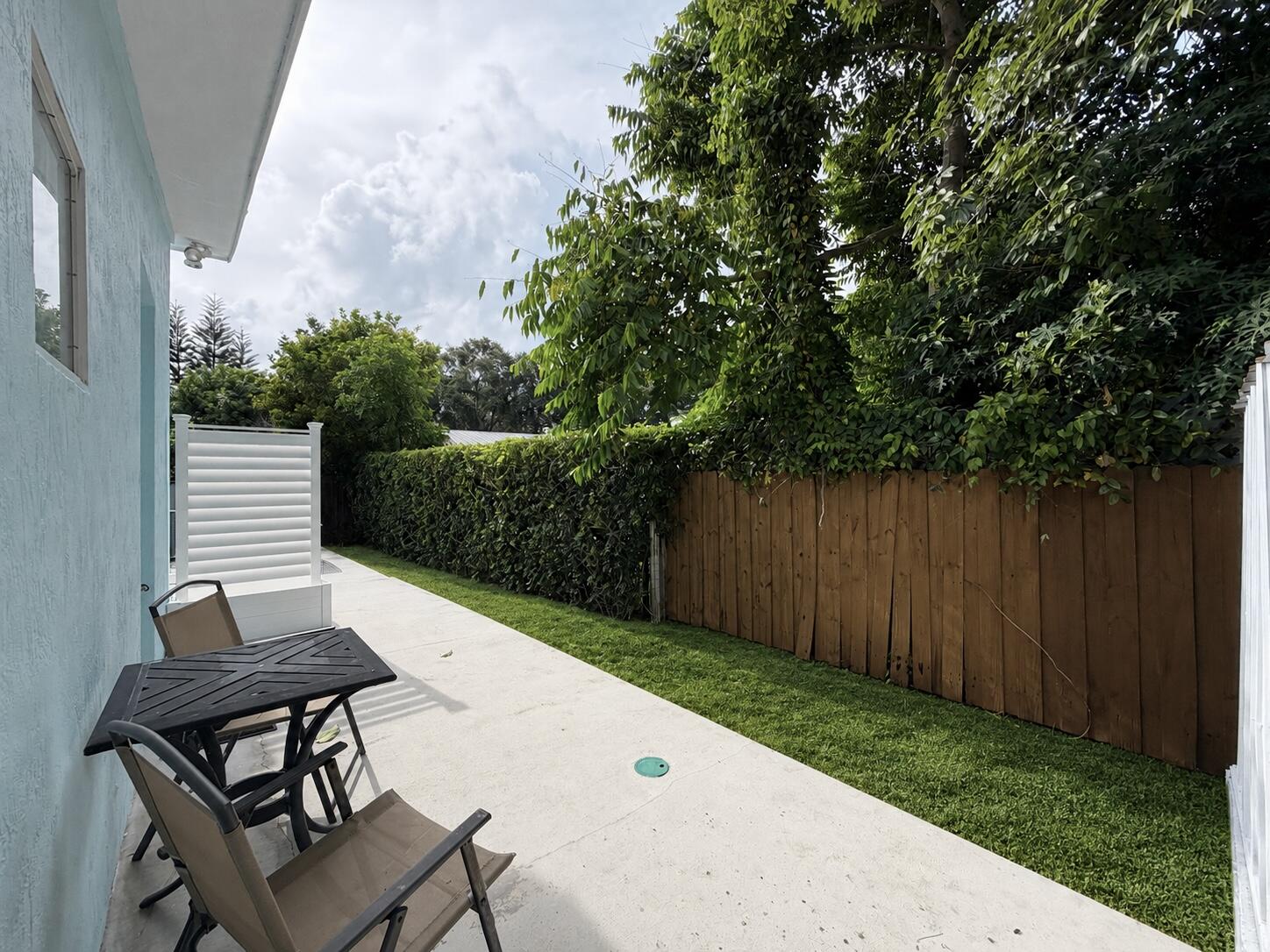 6100 Francis Street, Unit B Jupiter, FL 33458 - Photo 14 of 19 17