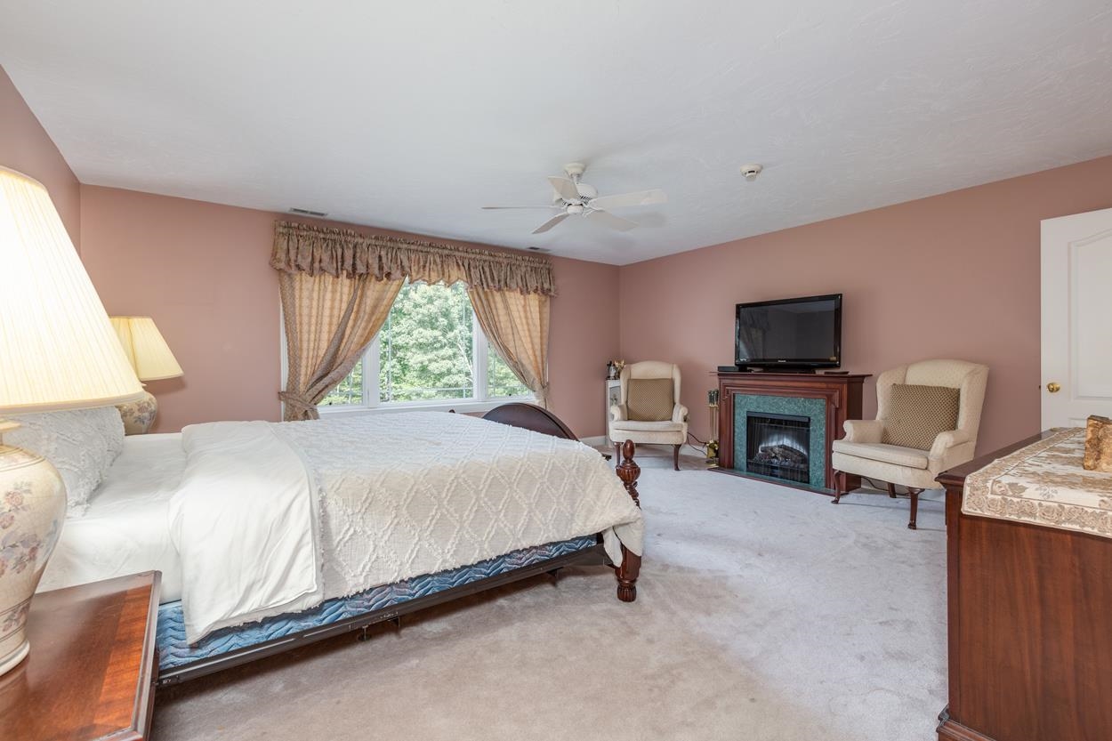 19 Farrwood Road Windham, NH 03087 - Photo 29 of 40