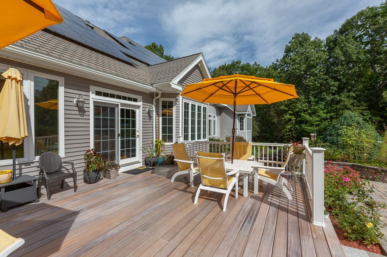 19 Farrwood Road Windham, NH 03087 - Photo 36 of 40