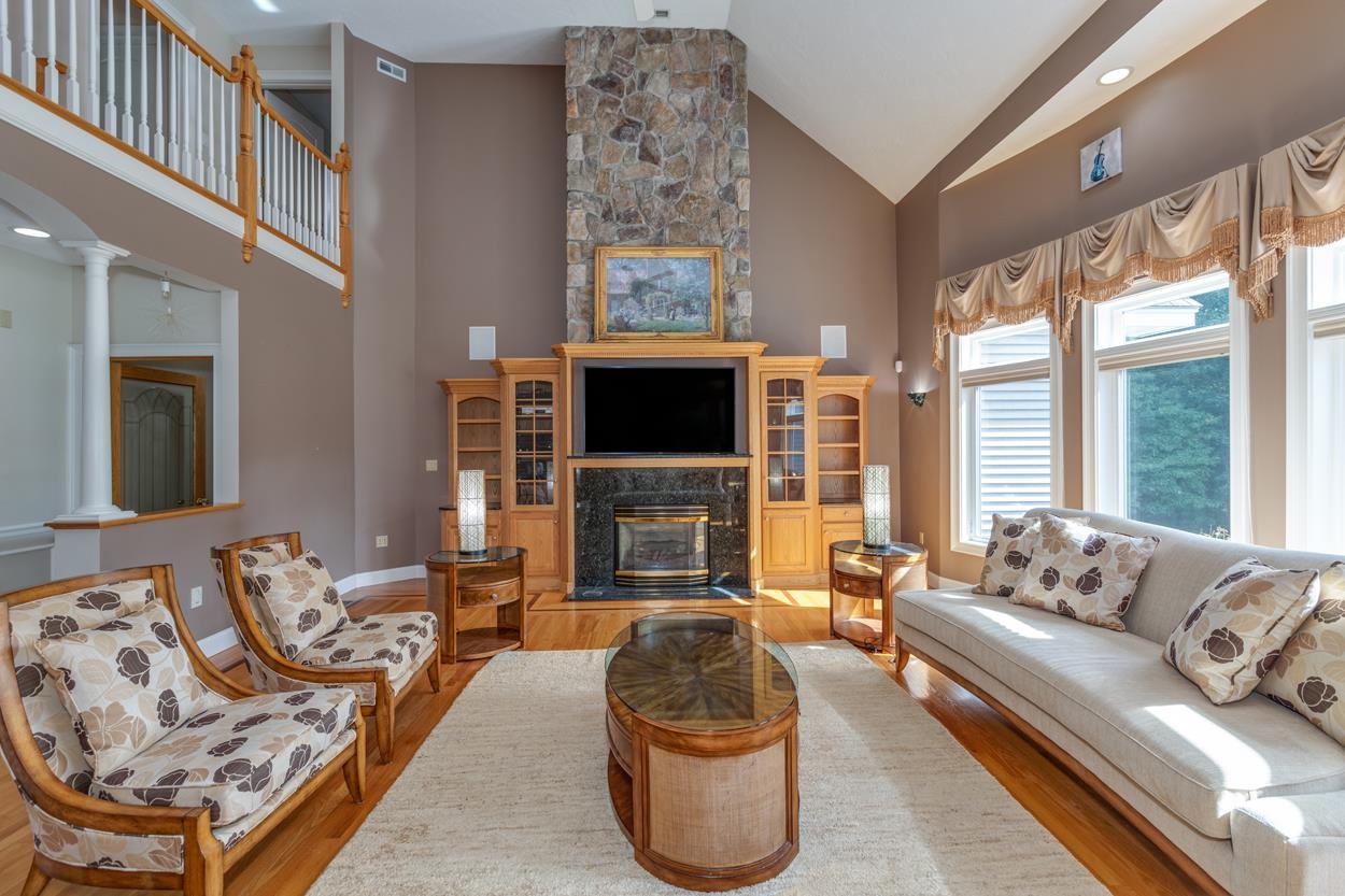 19 Farrwood Road Windham, NH 03087 - Photo 10 of 40