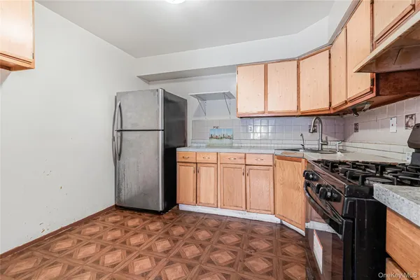 $999,000 | 144-27 175th Street | Springfield Gardens
