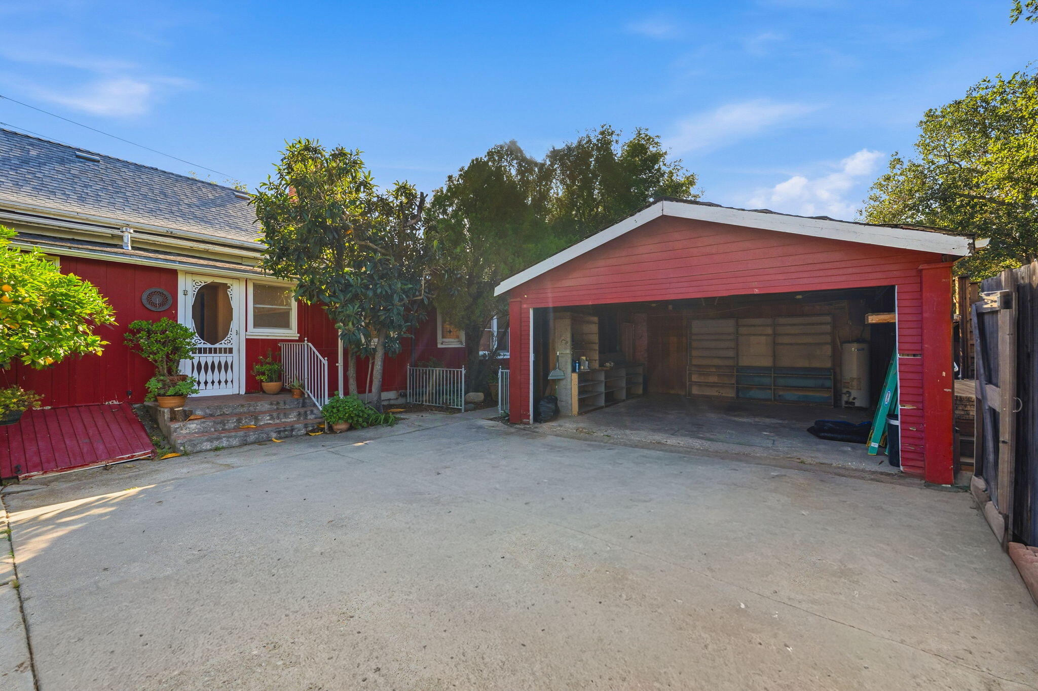 1225 Say Road Santa Paula, CA 93060 - Photo 35 of 45 a view of a house with a yard