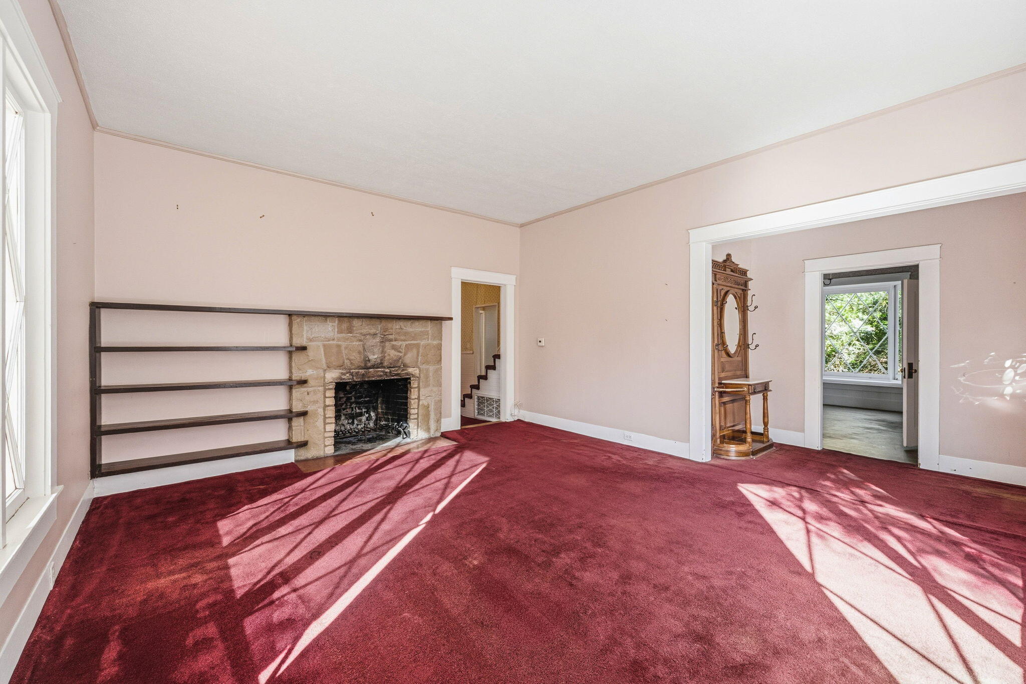 1225 Say Road Santa Paula, CA 93060 - Photo 8 of 45 a view of a livingroom with an empty room and fire place