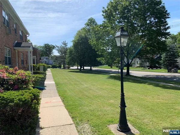 $2,100 | 153 Park Avenue, Unit 153C, Park Ridge, NJ 07656
