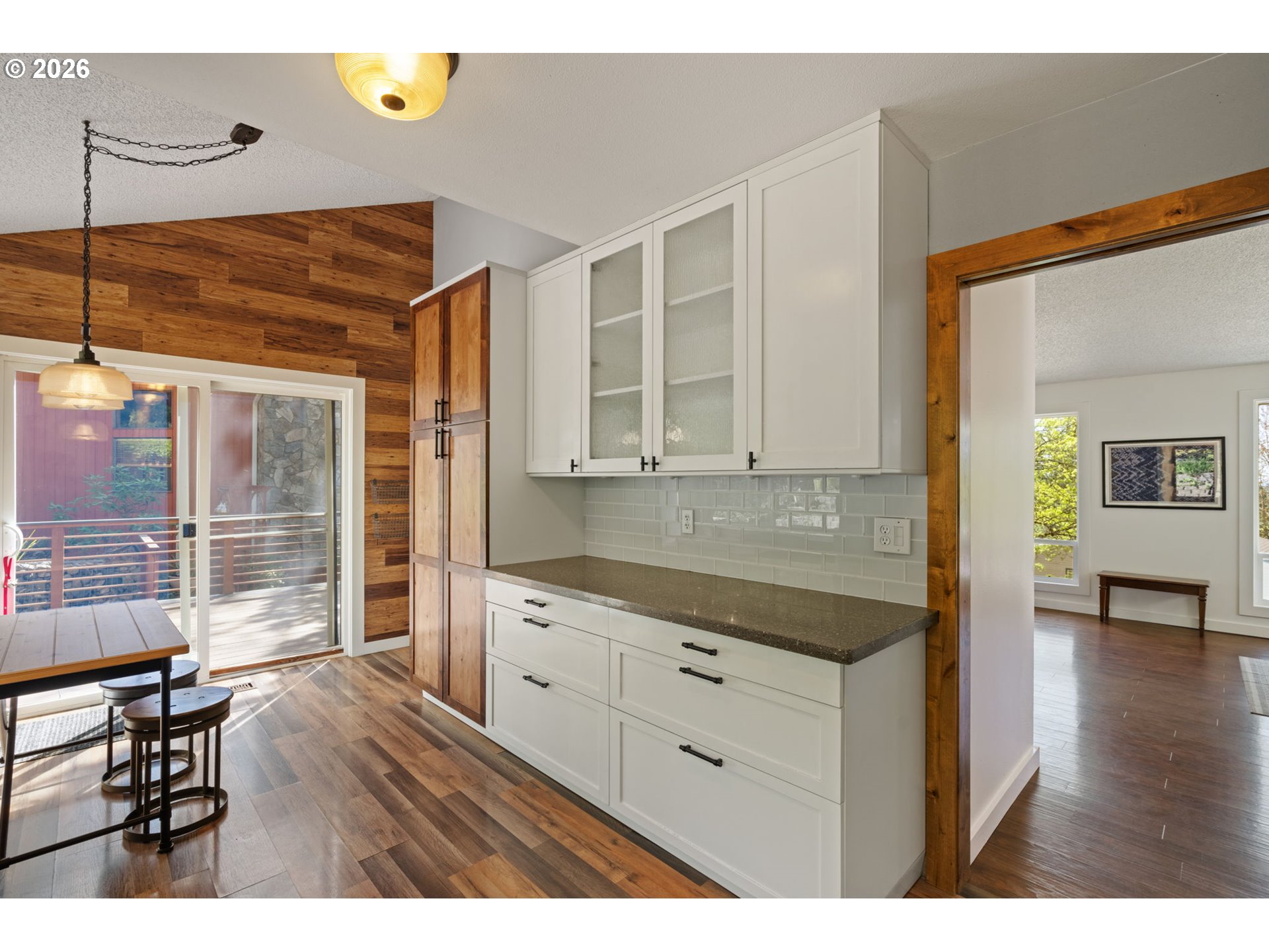 5817 Southwest Alfred Street Portland, OR 97219 - Photo 18 of 47