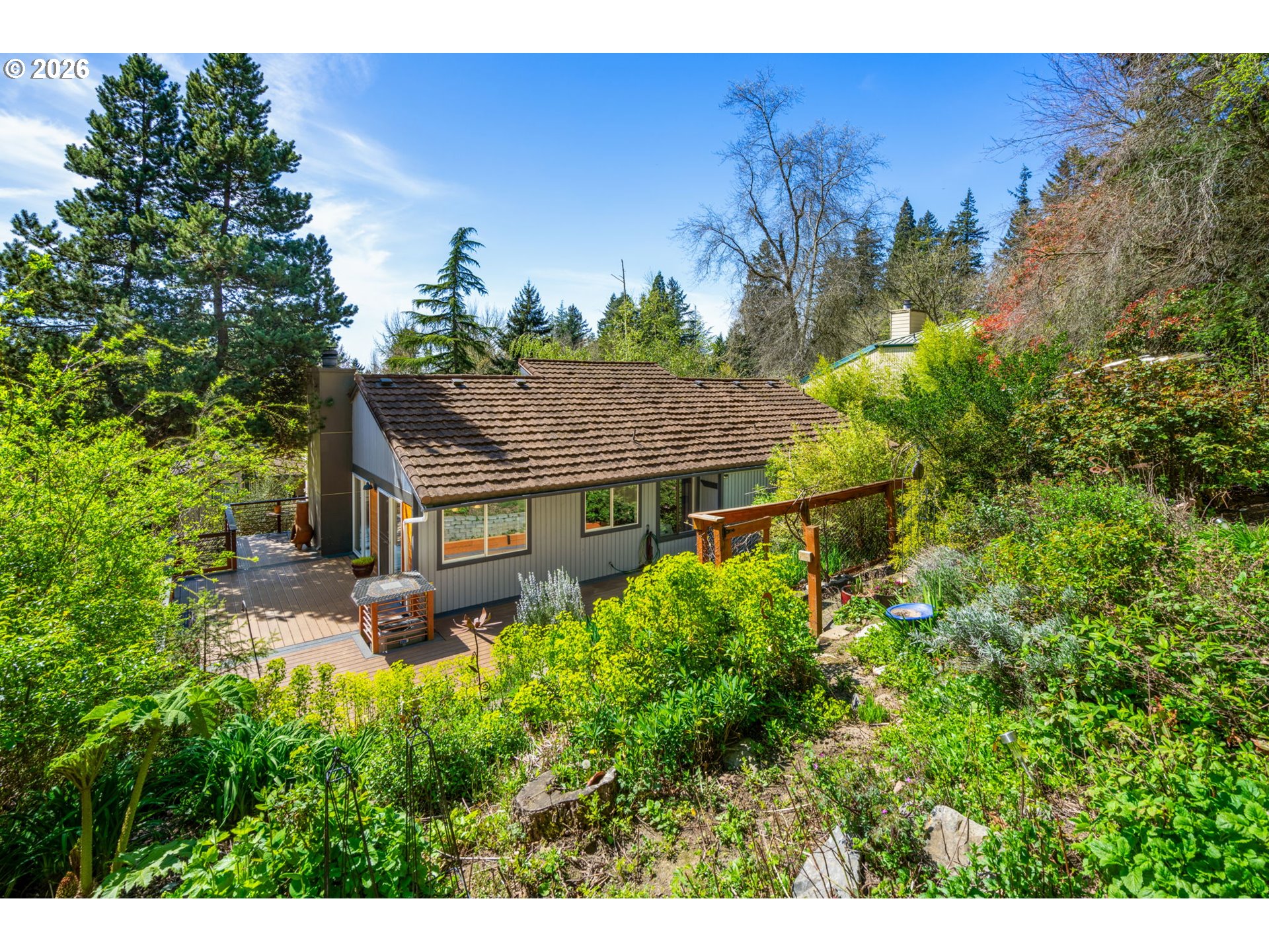5817 Southwest Alfred Street Portland, OR 97219 - Photo 38 of 47