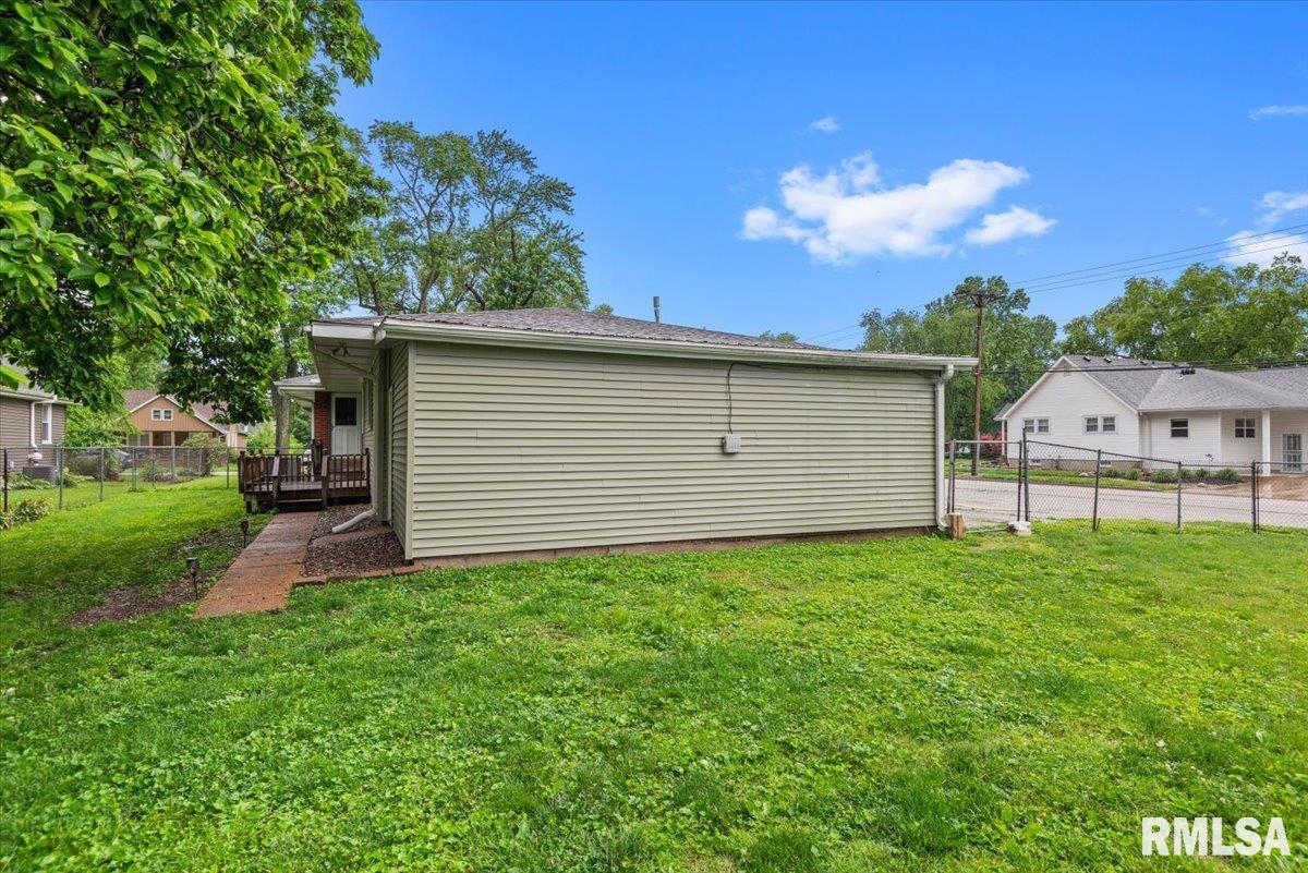 3300 South 2nd Street Springfield, IL 62703 - Photo 45 of 49