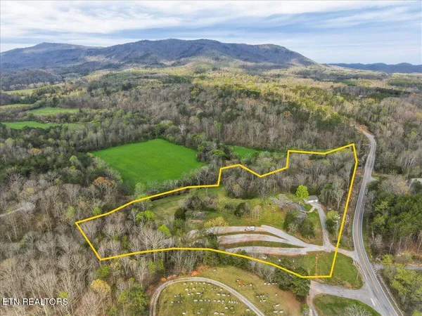 $495,000 | 1805 Mecca Pike, Tellico Plains, TN 37385