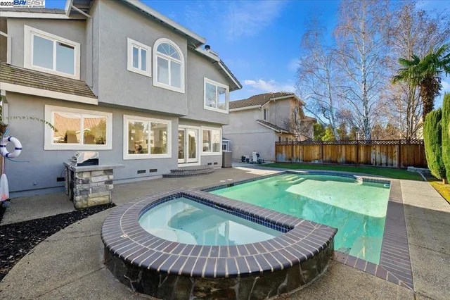 $1,299,000 | 4936 Gladys Court, Livermore, CA 94550