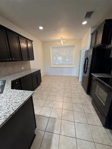 $1,895 | 516 East Slaughter Lane, Unit 1404, Austin, TX 78744