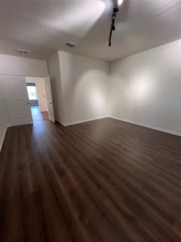 $1,895 | 516 East Slaughter Lane, Unit 1404, Austin, TX 78744