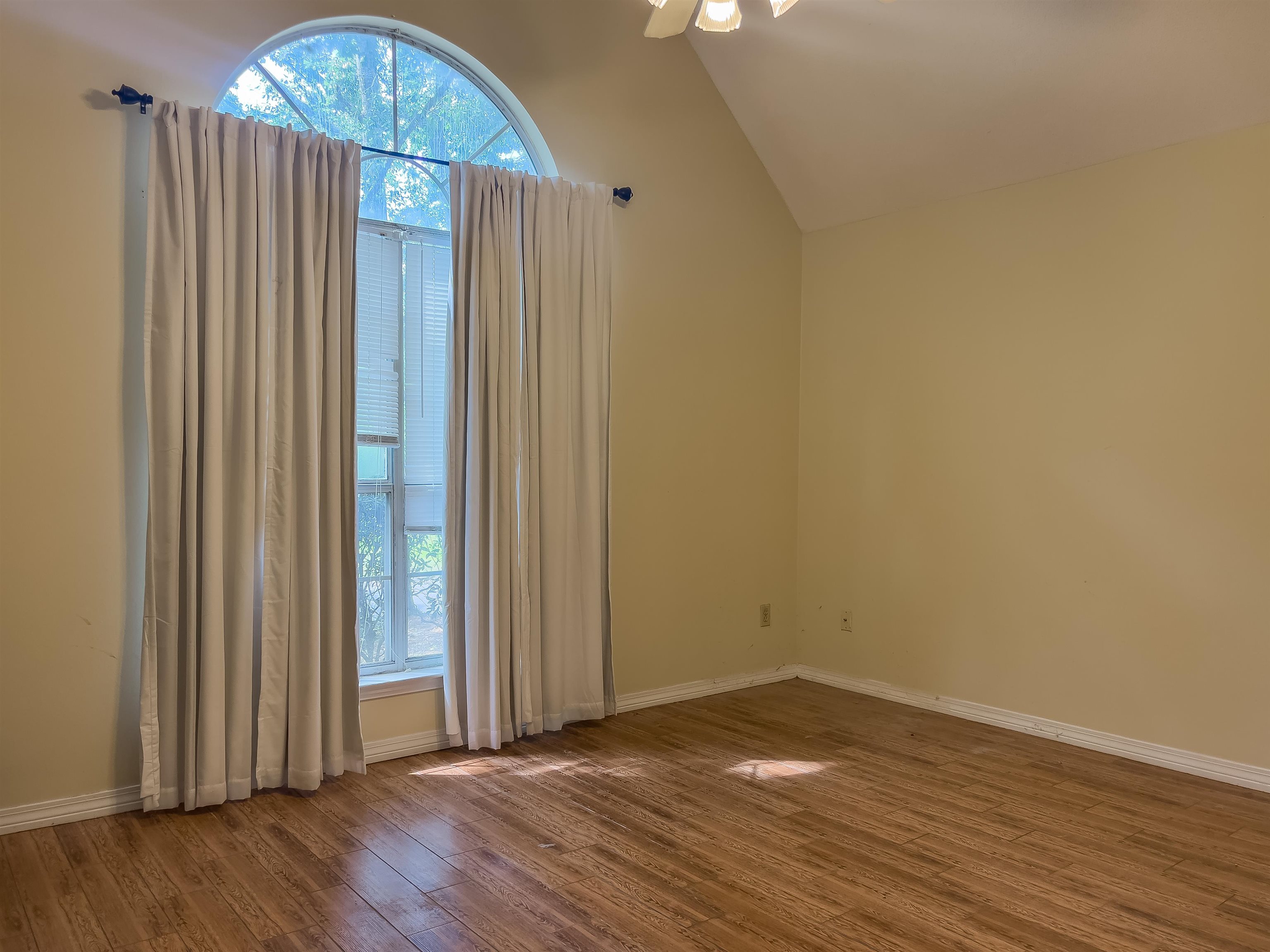 133 Lakeview Loop Daphne, AL 36526 - Photo 9 of 21