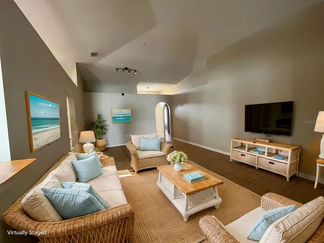 $2,400 | 2551 Hunley Loop, Kissimmee, FL 34743