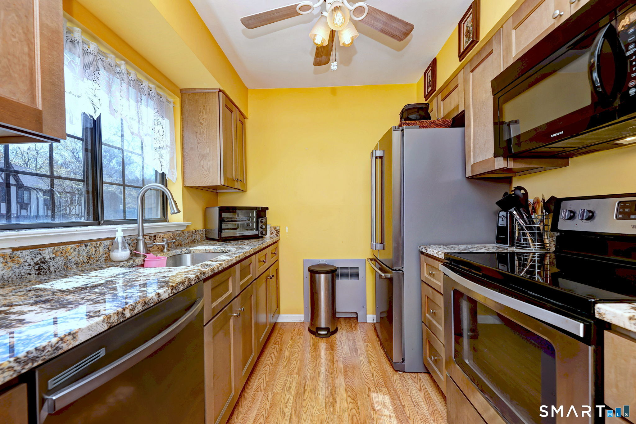 407 Swanson Crescent, Unit 407 Milford, CT 06461 - Photo 10 of 34