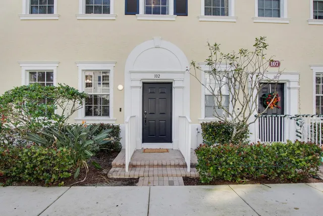 $3,500 | 107 Pond Apple Lane, Unit 102, Jupiter, FL 33458